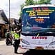 Pengemudi Bus Nekat Lawan Arah, Simpang 3 Jetaan Tulungagung Sempat Macet